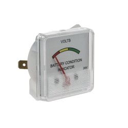 Voltmètre à aiguille et zone de couleur (vert-orange-rouge) pour indication du niveau de charge des batteries.